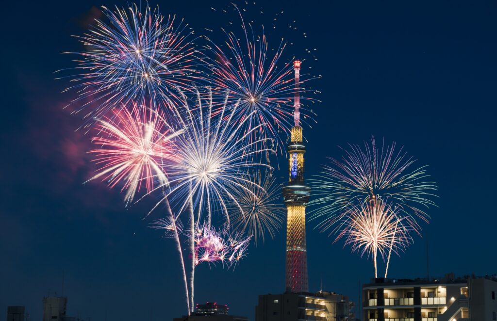Sumida-river-fireworks